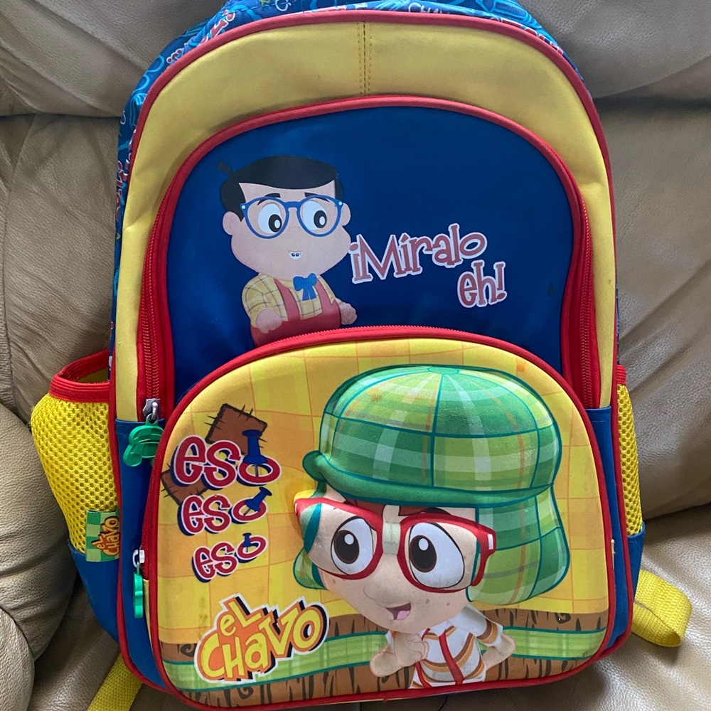 El chavo del 8 backpack used like new